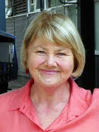 Annette Badland